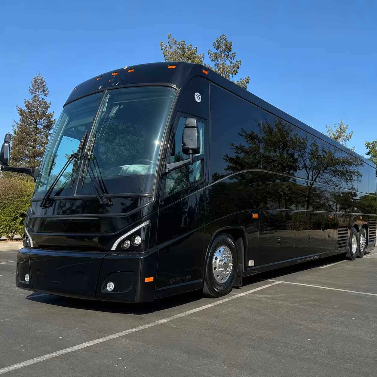 centennial charter bus rentals to denver international airport